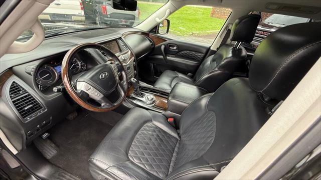 Photo of 2019 Black INFINITI QX80