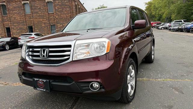 Photo of 2013 Burgundy Honda Pilot