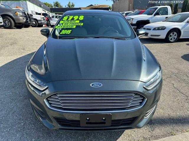 Photo of 2015 Tuxedo Black Ford Fusion Hybrid