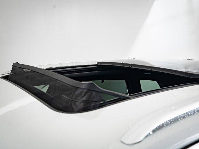 Photo of 2025 Glacier White Metallic Audi Q5