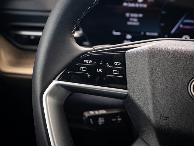 Photo of 2025 Glacier White Metallic Audi Q5