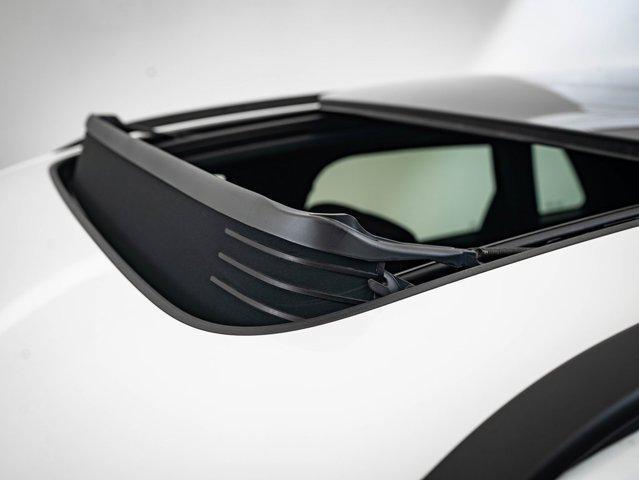 Photo of 2025 White Audi Q3
