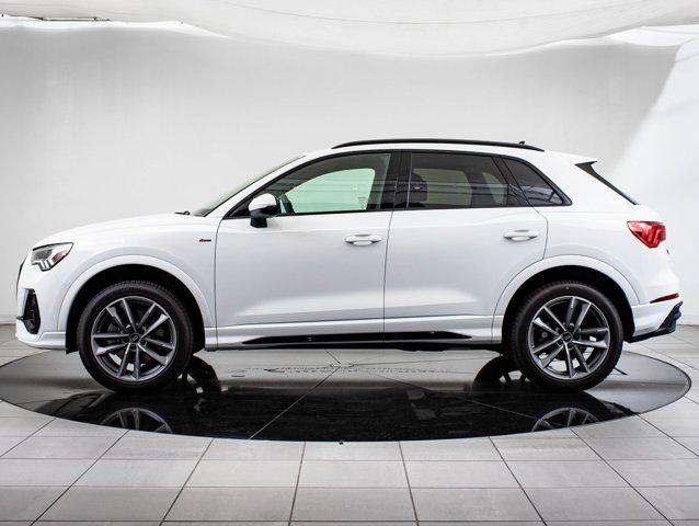 Photo of 2025 White Audi Q3