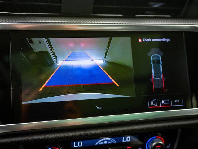 Photo of 2025 White Audi Q3