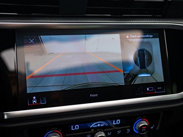 Photo of 2025 Daytona Gray Pearl Effect Audi Q3
