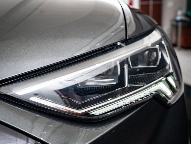 Photo of 2025 Daytona Gray Pearl Effect Audi Q3