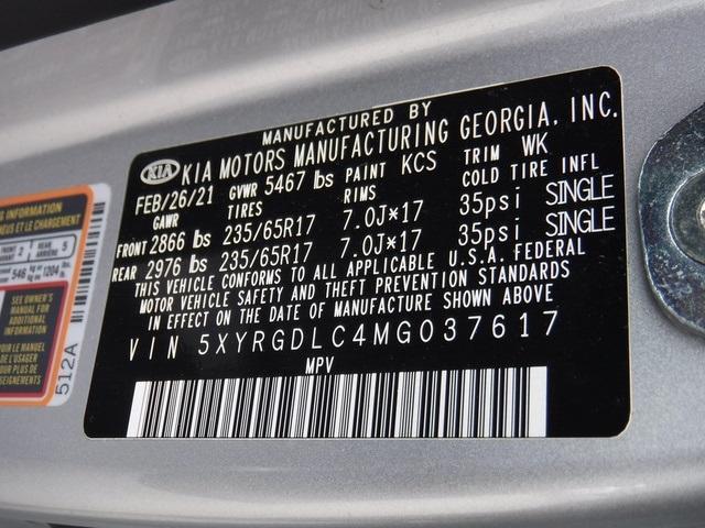 Photo of 2021 Sparkling Silver Kia Sorento