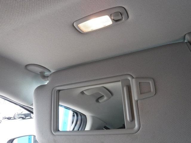 Photo of 2021 Sparkling Silver Kia Sorento