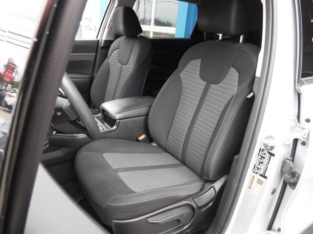 Photo of 2021 Sparkling Silver Kia Sorento