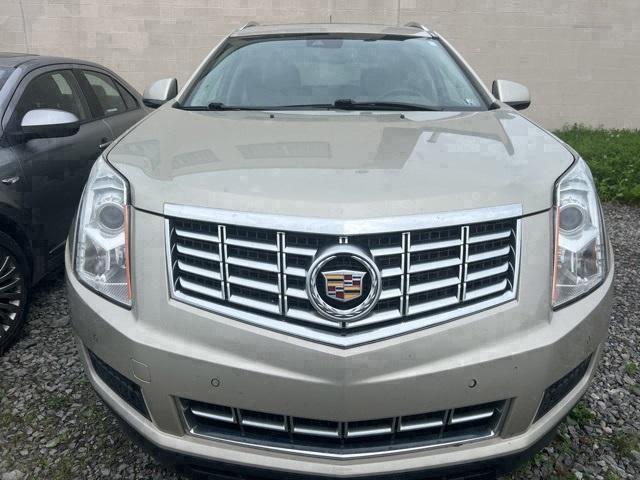 Photo of 2016 Silver Coast Metallic Cadillac SRX