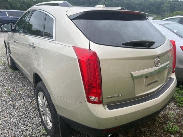 Photo of 2016 Silver Coast Metallic Cadillac SRX