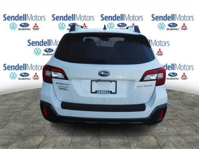 Photo of 2019 Crystal White Pearl Subaru Outback