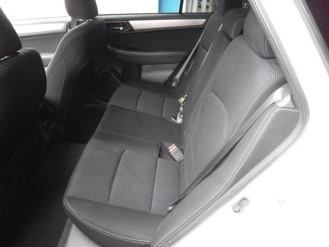 Photo of 2019 Crystal White Pearl Subaru Outback