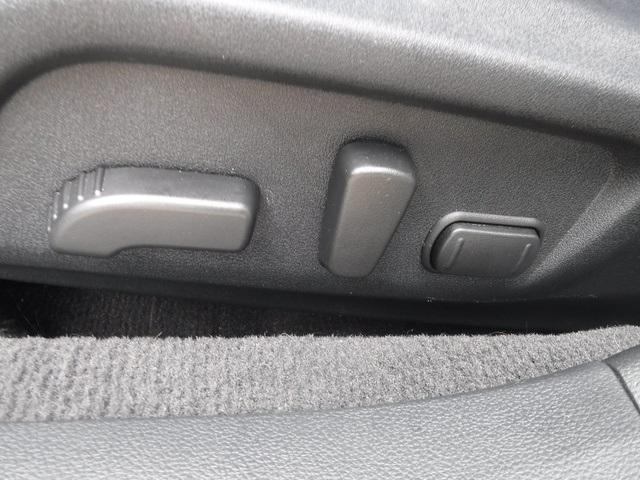 Photo of 2019 Crystal White Pearl Subaru Outback