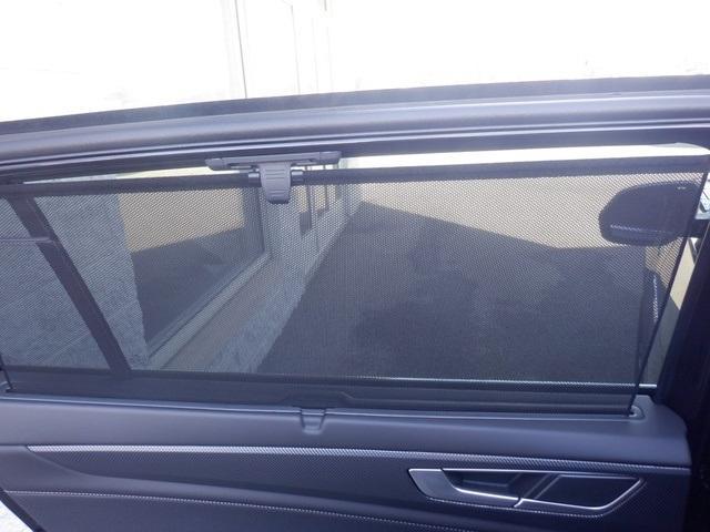Photo of 2024 Deep Black Pearl Effect Volkswagen Atlas Cross Sport