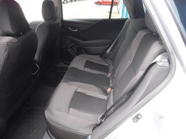 Photo of 2025 Ice Silver Metallic Subaru Outback