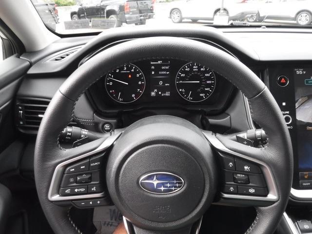 Photo of 2025 Ice Silver Metallic Subaru Outback
