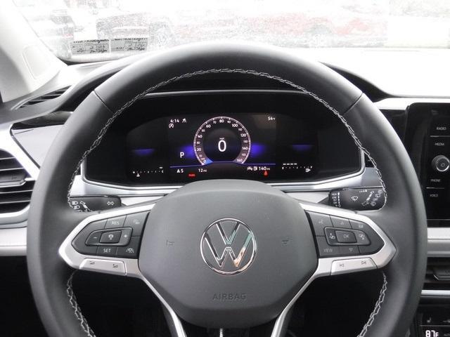 Photo of 2025 Platinum Gray Metallic Volkswagen Taos