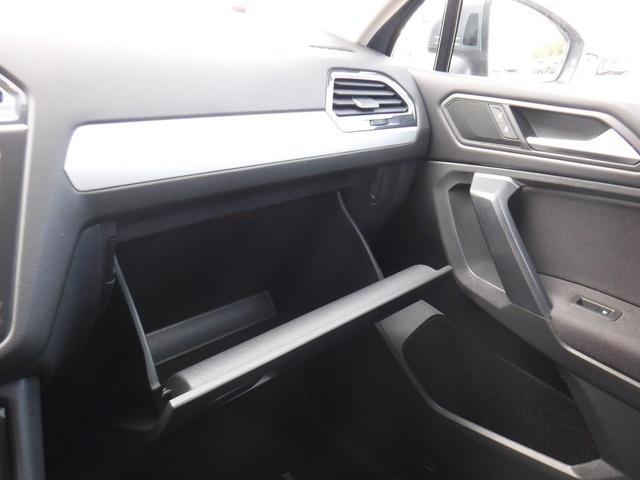 Photo of 2021 Platinum Gray Metallic Volkswagen Tiguan