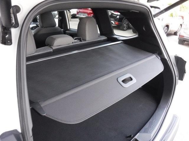Photo of 2025 Crystal White Pearl Subaru Forester
