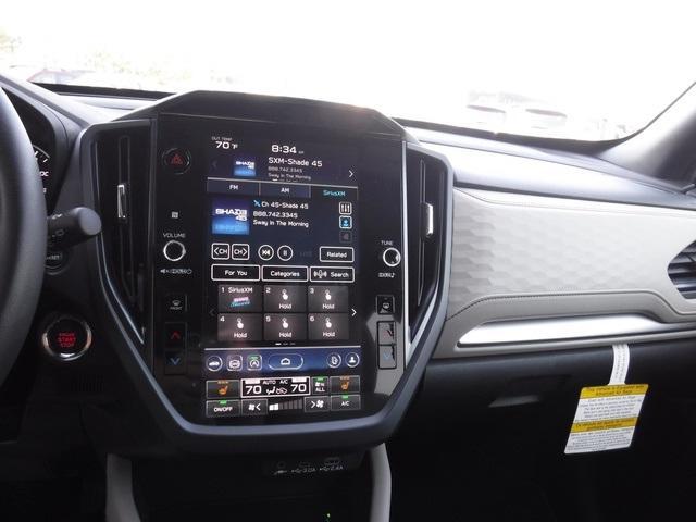 Photo of 2025 Crystal White Pearl Subaru Forester