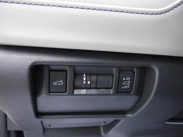 Photo of 2025 Crystal White Pearl Subaru Forester