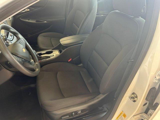 Photo of 2024 Summit White Chevrolet Malibu