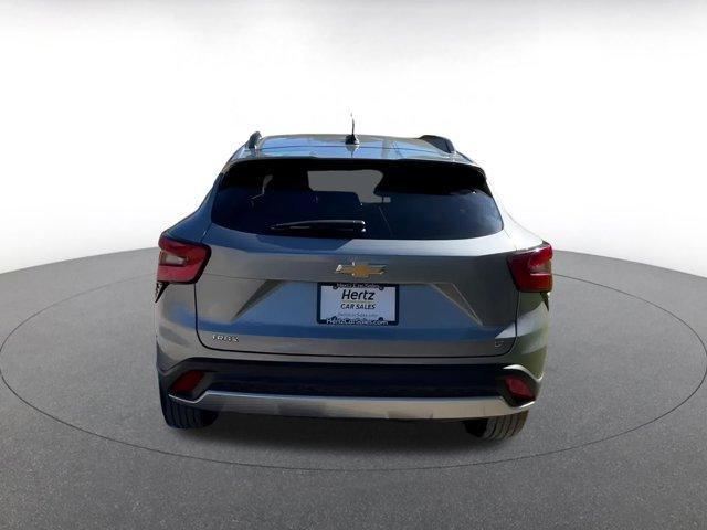 Photo of 2024 Sterling Gray Metallic Chevrolet Trax