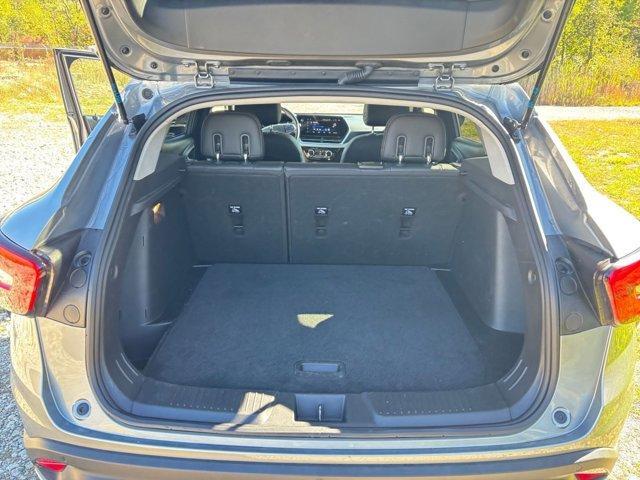 Photo of 2024 Sterling Gray Metallic Chevrolet Trax