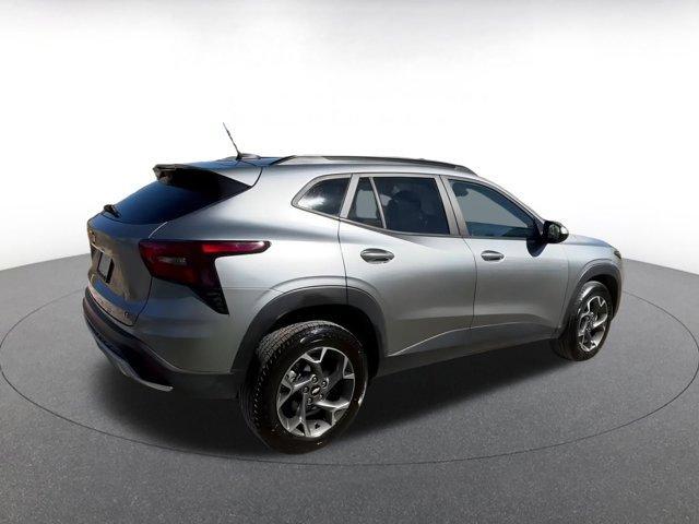 Photo of 2024 Sterling Gray Metallic Chevrolet Trax
