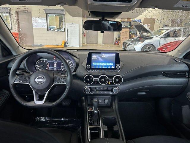 Photo of 2024 Gun Metallic Nissan Sentra