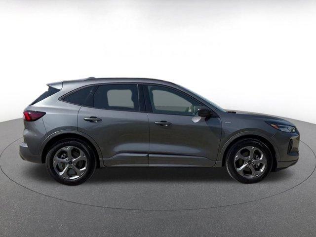 Photo of 2024 Gray Ford Escape