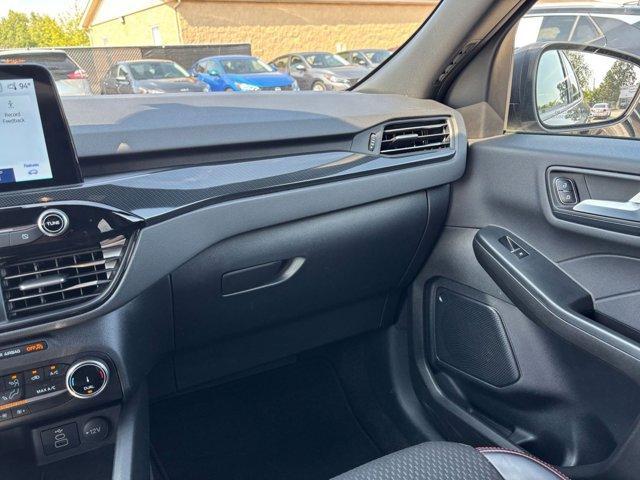 Photo of 2024 Gray Ford Escape