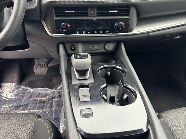 Photo of 2024 Scarlet Ember Tintcoat Nissan Rogue