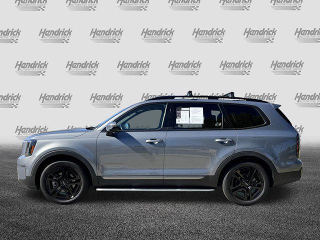Photo of 2023 Everlasting Silver Kia Telluride