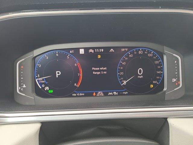 Photo of 2025 Pure White Volkswagen Taos