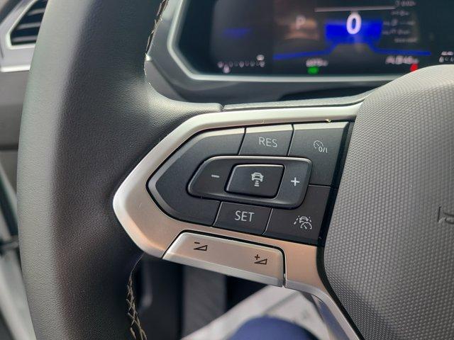 Photo of 2024 Pure White Volkswagen Tiguan