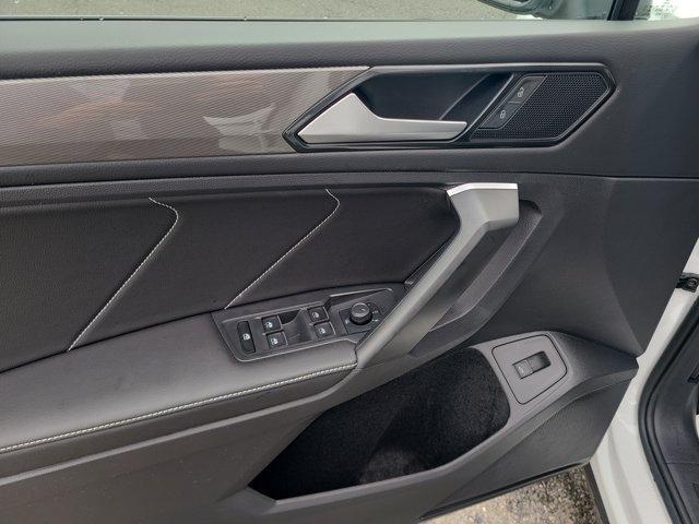 Photo of 2024 Pure White Volkswagen Tiguan