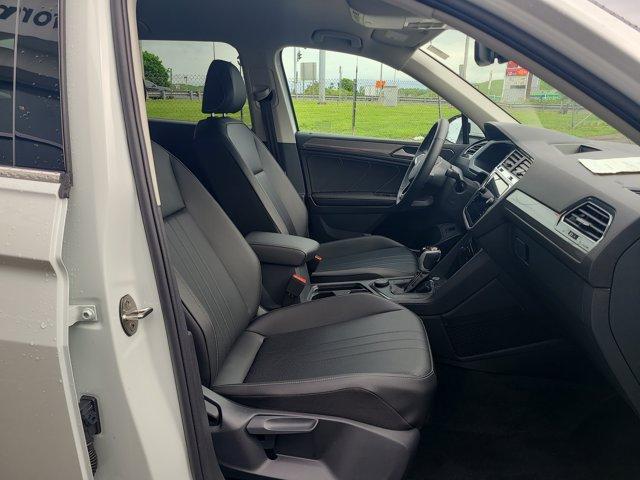 Photo of 2024 Pure White Volkswagen Tiguan