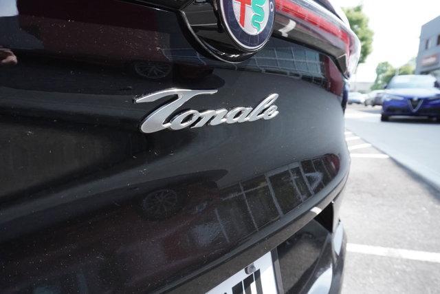 Photo of 2024 Alfa Black Alfa Romeo Tonale