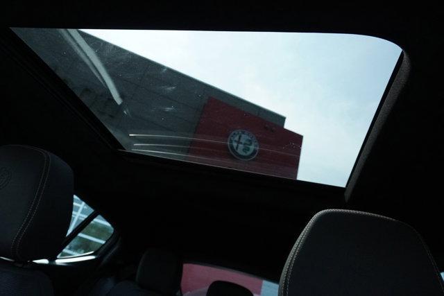 Photo of 2024 Alfa Black Alfa Romeo Tonale