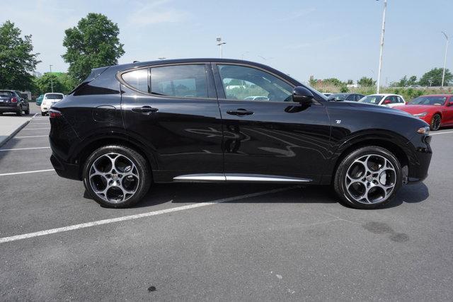 Photo of 2024 Alfa Black Alfa Romeo Tonale