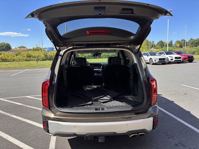 Photo of 2024 Dark Moss Kia Telluride