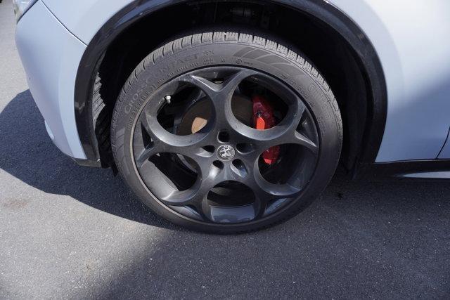 Photo of 2024 Moonlight Gray Alfa Romeo Stelvio
