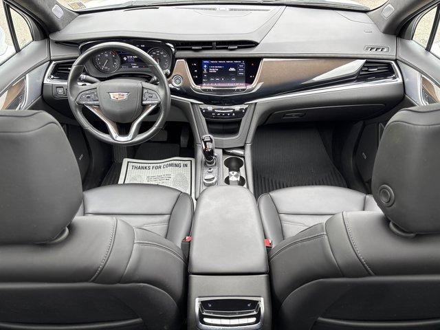 Photo of 2024 Crystal White Tri-Coat Cadillac XT6
