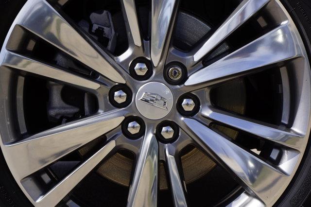 Photo of 2024 Crystal White Tri-Coat Cadillac XT6