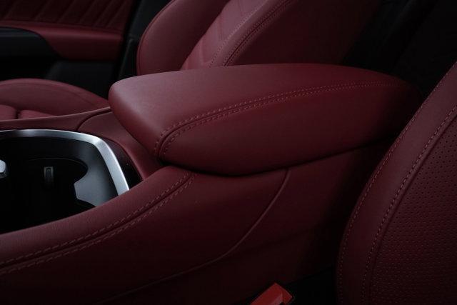 Photo of 2025 Bianco Maserati Grecale