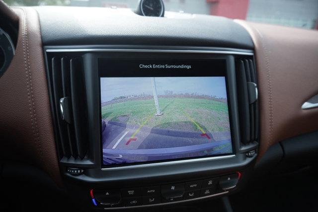 Photo of 2022 Grigio Maratea Metallic Maserati Levante