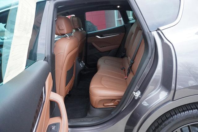 Photo of 2022 Grigio Maratea Metallic Maserati Levante