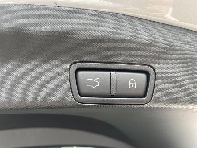 Photo of 2024 Moonlight Gray Metallic Alfa Romeo Stelvio